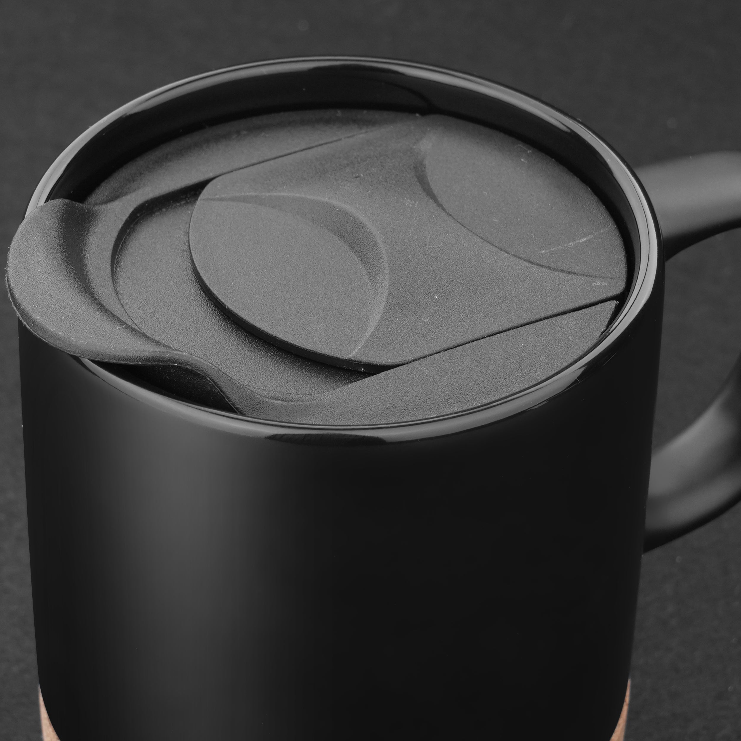 CorkMate Ceramic Coffee Mug With Smart Slider Lid - Black