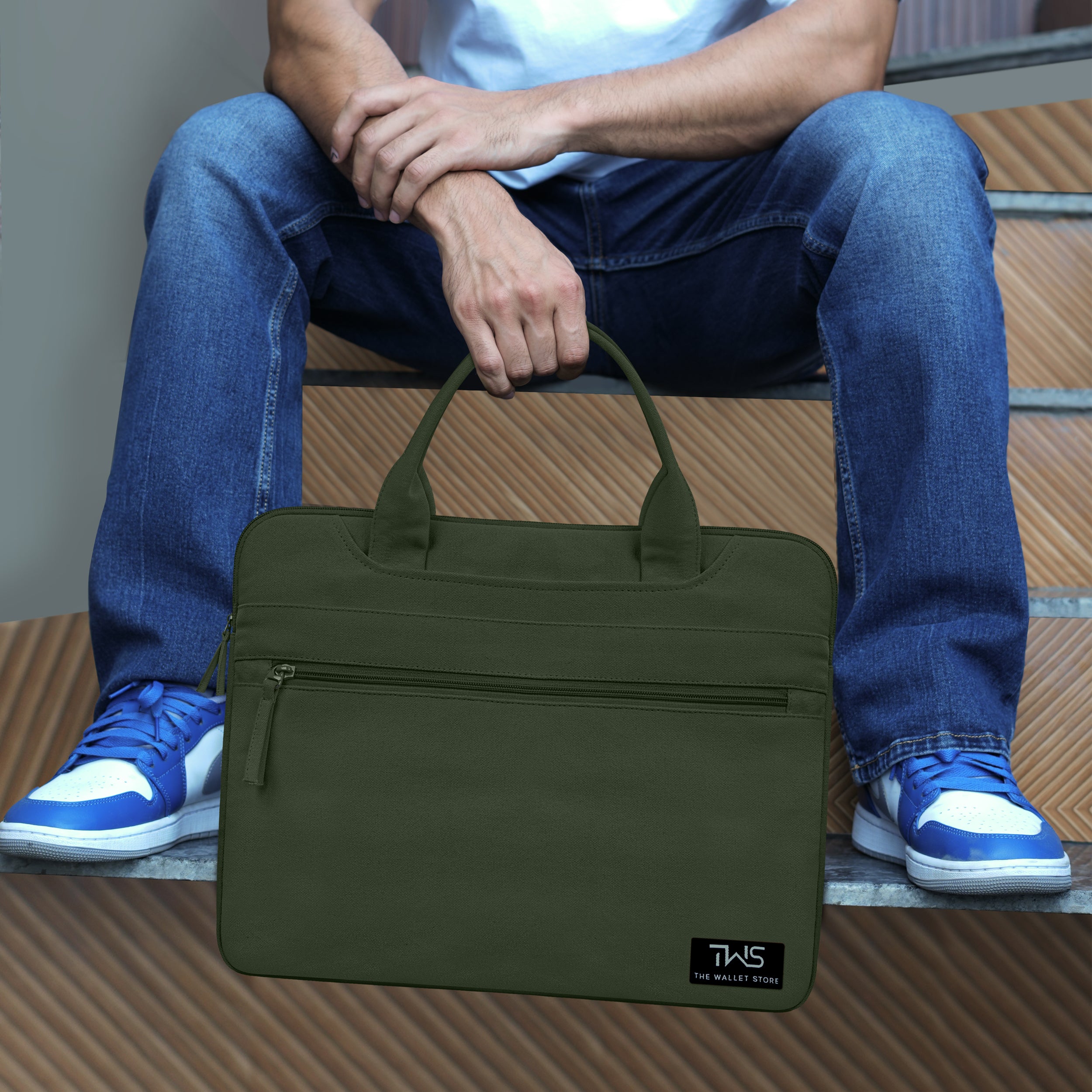 EcoCarry Canvas Laptop Bag - Olive