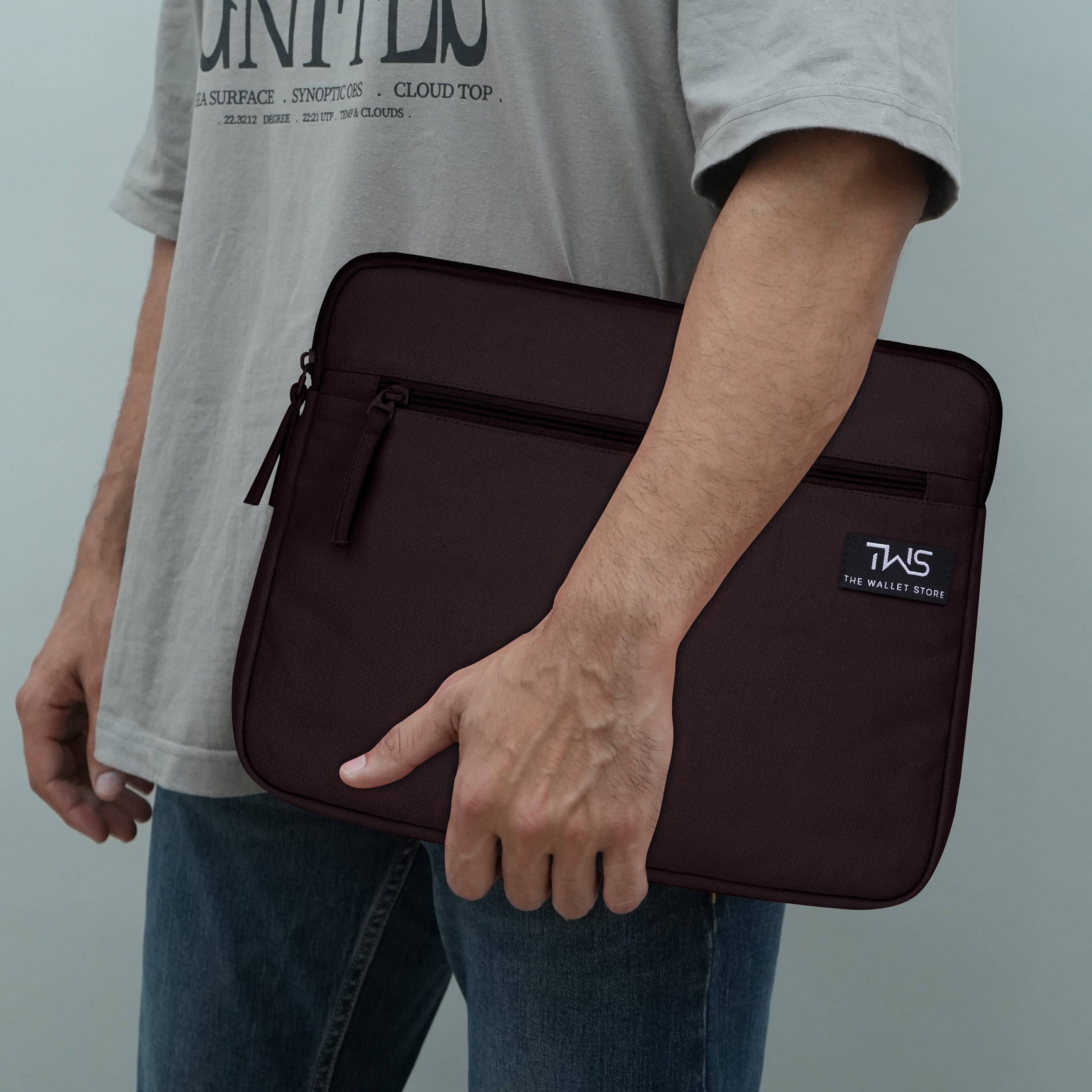 Sleek Guard Canvas Laptop Sleeve - Brown