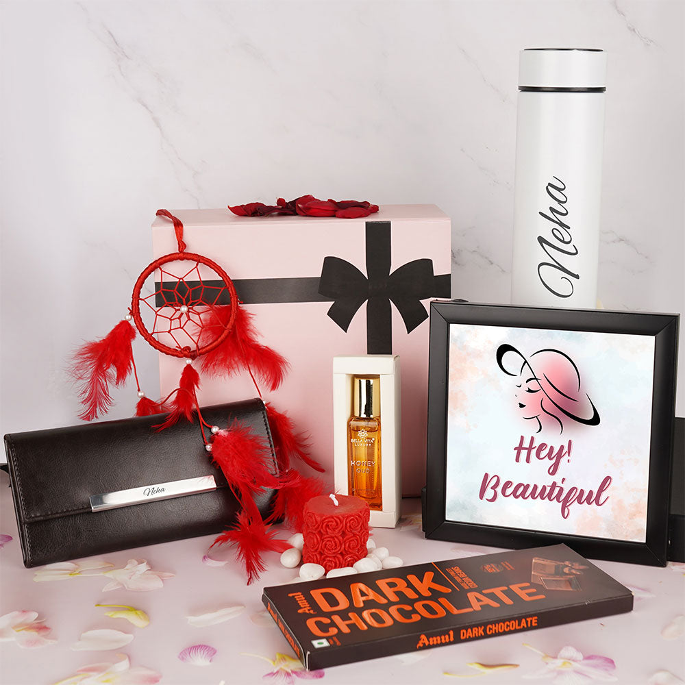 Gift hampers For Women Delivered NZ | 5 Star - BLOOM BERRY